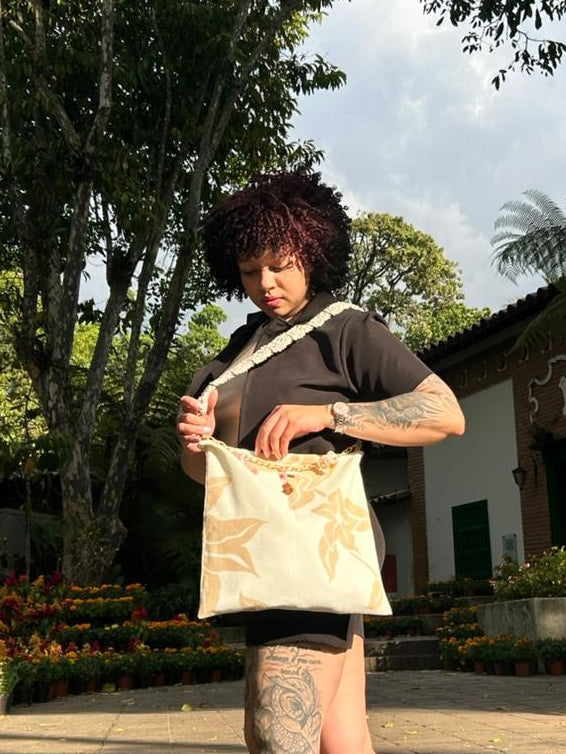 Strange Bag Flor de Miel